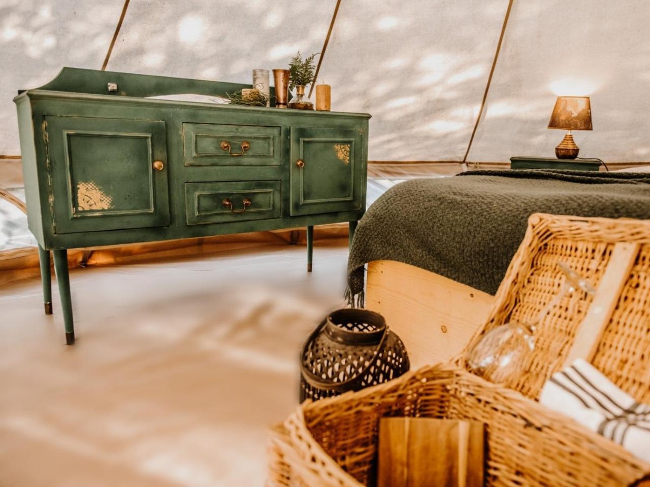 Hoopoe Glamping Hotel Virpazar Eksteriør billede